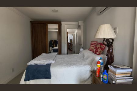 Apartamento à venda com 171m², 3 quartos e 2 vagasSuíte