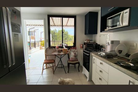 Apartamento à venda com 171m², 3 quartos e 2 vagasCozinha