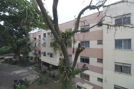 Quarto 1 - Vista de apartamento para alugar com 2 quartos, 52m² em Jacarepaguá, Rio de Janeiro