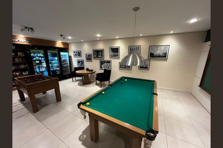 Apartamento à venda com 57m², 2 quartos e 1 vaga Apartamento à venda com 57m², 2 quartos e 1 vagaSala de Jogos / Market