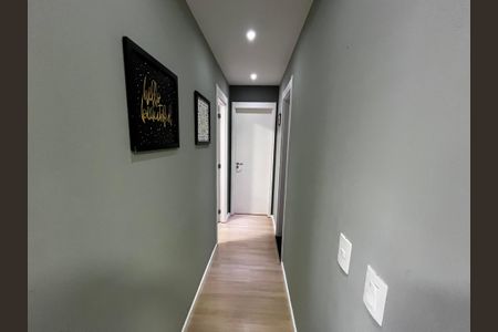 Apartamento à venda com 57m², 2 quartos e 1 vaga Apartamento à venda com 57m², 2 quartos e 1 vagaCorredor