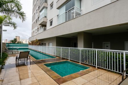 Apartamento à venda com 57m², 2 quartos e 1 vaga Apartamento à venda com 57m², 2 quartos e 1 vagaÁrea comum - Piscina