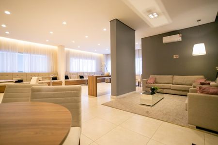 Apartamento à venda com 57m², 2 quartos e 1 vaga Apartamento à venda com 57m², 2 quartos e 1 vagaÁrea comum - Salão de festas
