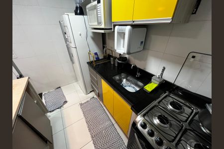 Apartamento à venda com 57m², 2 quartos e 1 vaga Apartamento à venda com 57m², 2 quartos e 1 vagaCozinha