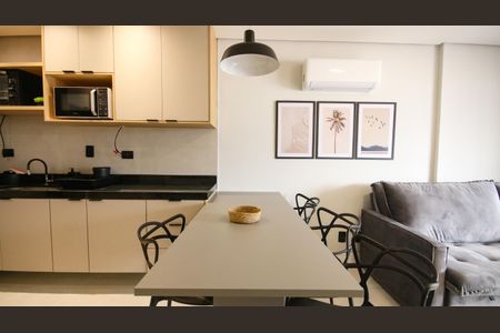 Apartamento para alugar com 55m², 1 quarto e 1 vaga Apartamento para alugar com 55m², 1 quarto e 1 vagaSala
