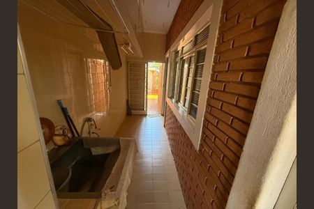 Casa para alugar com 250m², 5 quartos e 6 vagasÁrea de Serviço