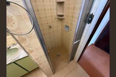 Casa para alugar com 250m², 5 quartos e 6 vagasBanheiro da Suíte 04