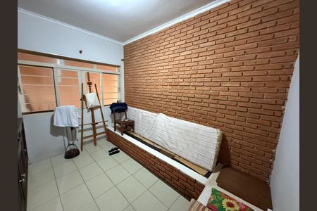 Casa para alugar com 250m², 5 quartos e 6 vagasEscritório