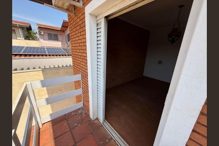 Casa para alugar com 250m², 5 quartos e 6 vagasSacada da Suíte 04