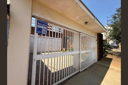 Casa para alugar com 250m², 5 quartos e 6 vagasPlaca