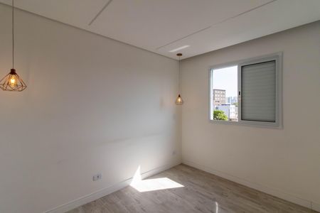 Quarto 1 de apartamento para alugar com 2 quartos, 38m² em Vila Galvão, Guarulhos
