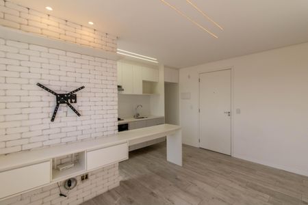 Sala de apartamento para alugar com 2 quartos, 38m² em Vila Galvão, Guarulhos