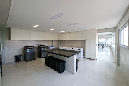 Apartamento para alugar com 99m², 2 quartos e 1 vagaÁrea comum