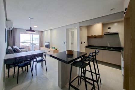 Apartamento para alugar com 99m², 2 quartos e 1 vagaSala