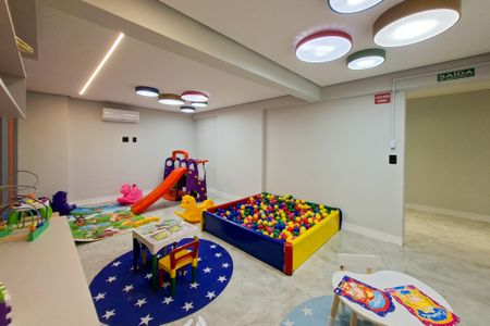 Apartamento para alugar com 99m², 2 quartos e 1 vagaÁrea comum