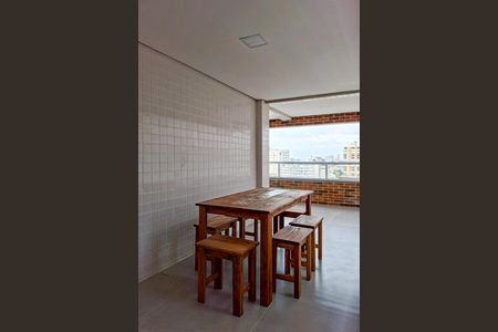 Apartamento para alugar com 99m², 2 quartos e 1 vagaSacada