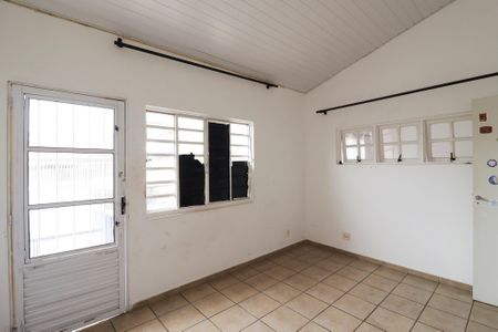 Casa à venda com 350m², 4 quartos e 3 vagas Casa à venda com 350m², 4 quartos e 3 vagasSala 2