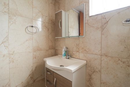 Casa à venda com 350m², 4 quartos e 3 vagas Casa à venda com 350m², 4 quartos e 3 vagasBanheiro da Suíte 2