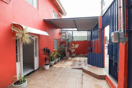 Casa à venda com 350m², 4 quartos e 3 vagas Casa à venda com 350m², 4 quartos e 3 vagasGaragem