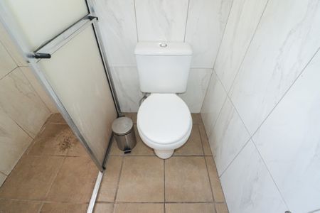 Casa à venda com 350m², 4 quartos e 3 vagas Casa à venda com 350m², 4 quartos e 3 vagasBanheiro do Espaço Gourmet