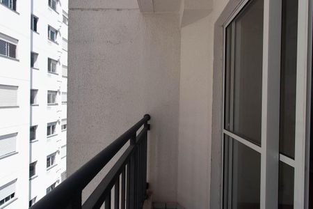 Apartamento à venda com 41m², 2 quartos e 1 vaga Apartamento à venda com 41m², 2 quartos e 1 vagaSacada