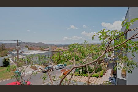 Casa de condomínio à venda com 320m², 5 quartos e 4 vagasVista do terceiro andar