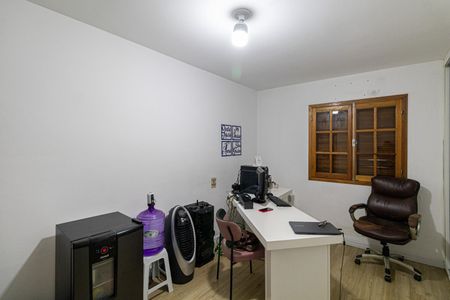 Casa à venda com 135m², 5 quartos e 2 vagasCasa 3 - Quarto 1