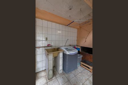 Casa à venda com 135m², 5 quartos e 2 vagasCasa 1 - Área de Serviço  