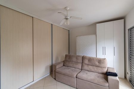 Casa à venda com 135m², 5 quartos e 2 vagasCasa 2 - Suíte  