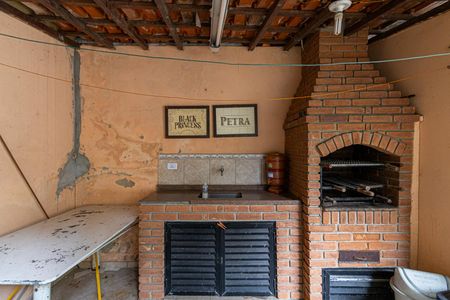 Casa à venda com 135m², 5 quartos e 2 vagasCasa 1 - Churrasqueira 