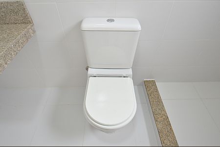 Casa à venda com 220m², 3 quartos e 2 vagasBanheiro Suíte 1