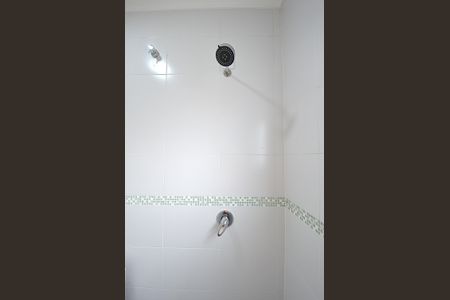 Casa à venda com 220m², 3 quartos e 2 vagasBanheiro Suíte 2