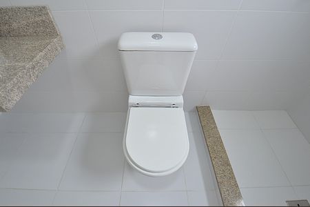 Casa à venda com 220m², 3 quartos e 2 vagasBanheiro Suíte 2