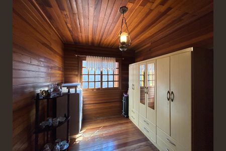 Casa para alugar com 210m², 7 quartos e 2 vagasQuarto 4