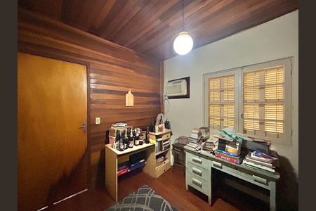 Casa para alugar com 210m², 7 quartos e 2 vagasQuarto 1