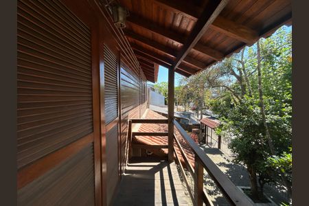 Casa para alugar com 210m², 7 quartos e 2 vagasSacada