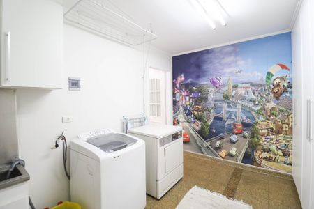 Casa à venda com 140m², 3 quartos e 2 vagas