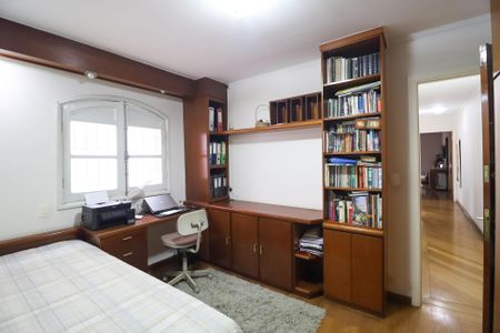 Casa à venda com 140m², 3 quartos e 2 vagas