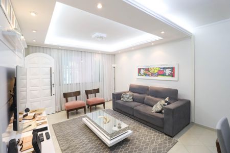 Casa à venda com 140m², 3 quartos e 2 vagas