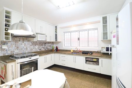 Casa à venda com 140m², 3 quartos e 2 vagas