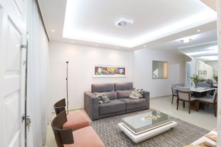 Casa à venda com 3 quartos, 140m² em Vila Constança, São Paulo