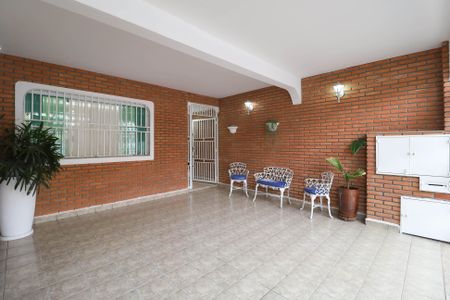 Casa à venda com 140m², 3 quartos e 2 vagas