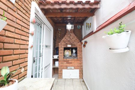 Casa à venda com 140m², 3 quartos e 2 vagas