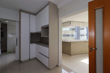 Apartamento à venda com 124m², 3 quartos e 3 vagasCozinha