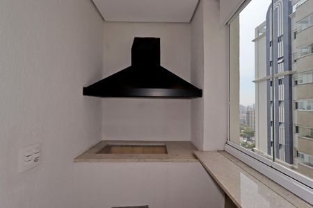 Apartamento à venda com 124m², 3 quartos e 3 vagasVaranda Gourmet - Churrasqueira