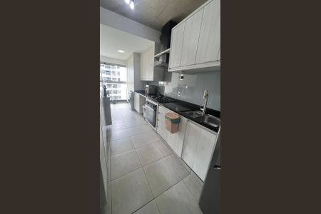 Apartamento à venda com 2 quartos, 75m² em Jardim Sabara, São Paulo
