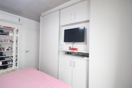 Apartamento à venda com 75m², 2 quartos e 2 vagasQuarto 1