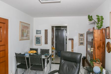 Apartamento à venda com 85m², 2 quartos e 1 vagaSala
