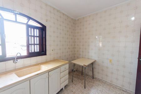 Casa à venda com 108m², 3 quartos e 1 vaga Casa à venda com 108m², 3 quartos e 1 vagaCozinha