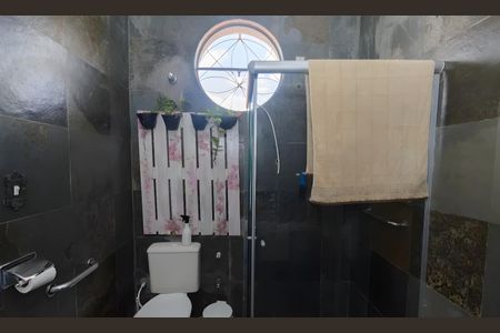 Casa à venda com 360m², 3 quartos e 2 vagasBanheiro